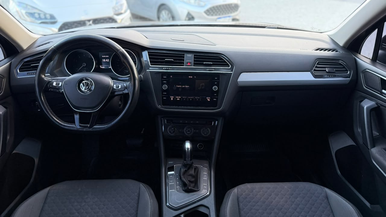 VOLKSWAGEN - TIGUAN 1.4 TSI DSG - AUTOMÁTICA - 2018